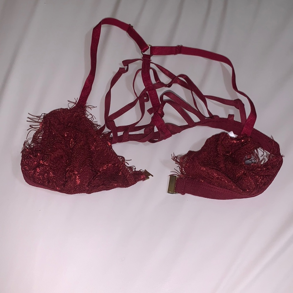 Maroon lace bralette that snaps in front